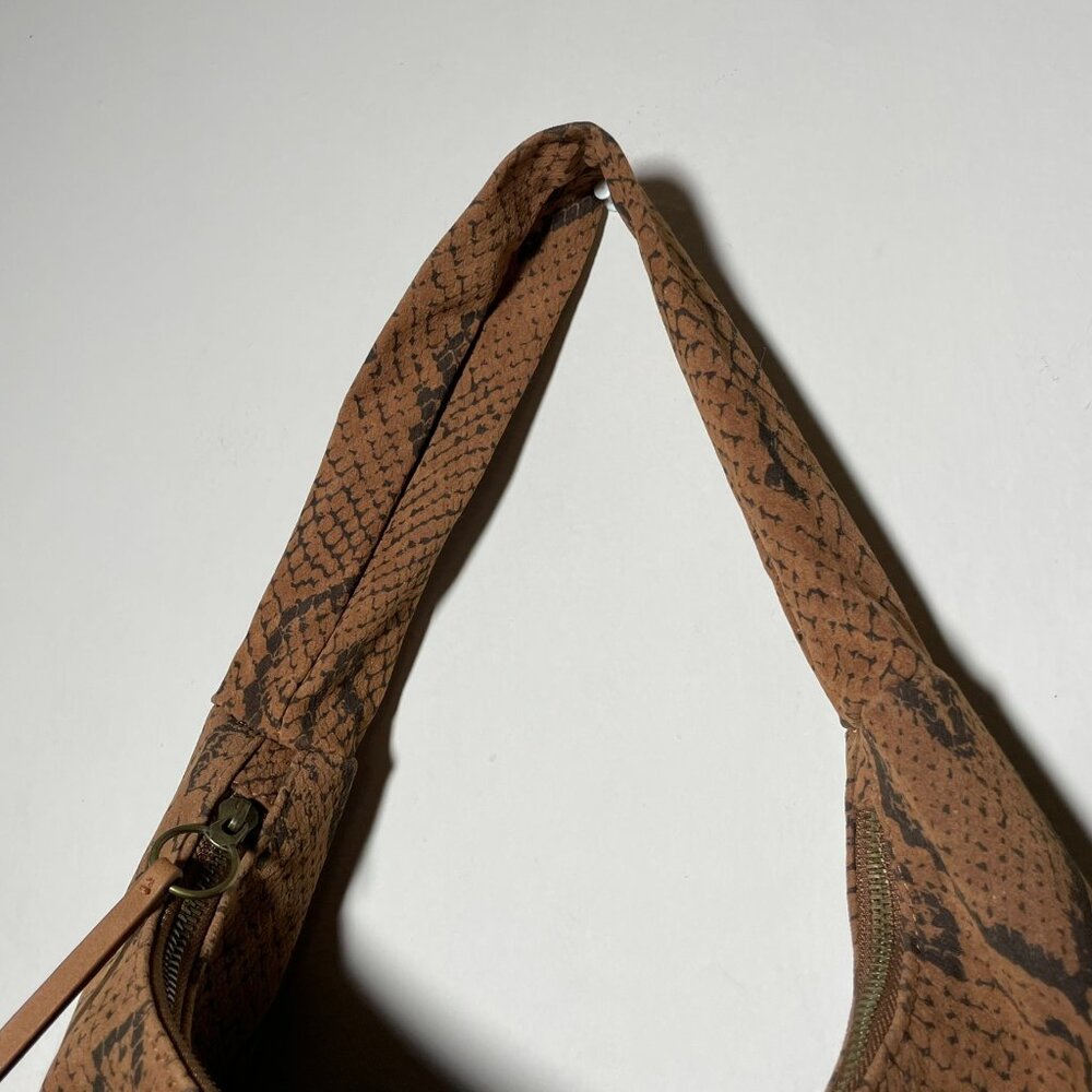 Universal Thread Brown Snake Print Hobo Bag - Picture 4 of 12
